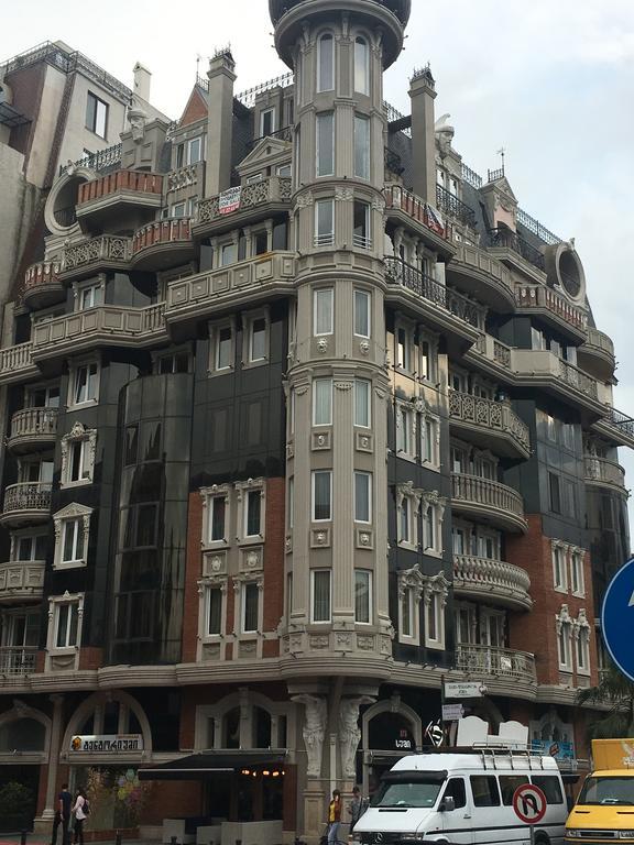 Apartment Sea Avenue Μπατούμι Εξωτερικό φωτογραφία