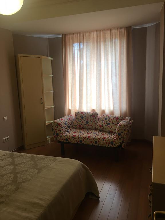 Apartment Sea Avenue Μπατούμι Εξωτερικό φωτογραφία