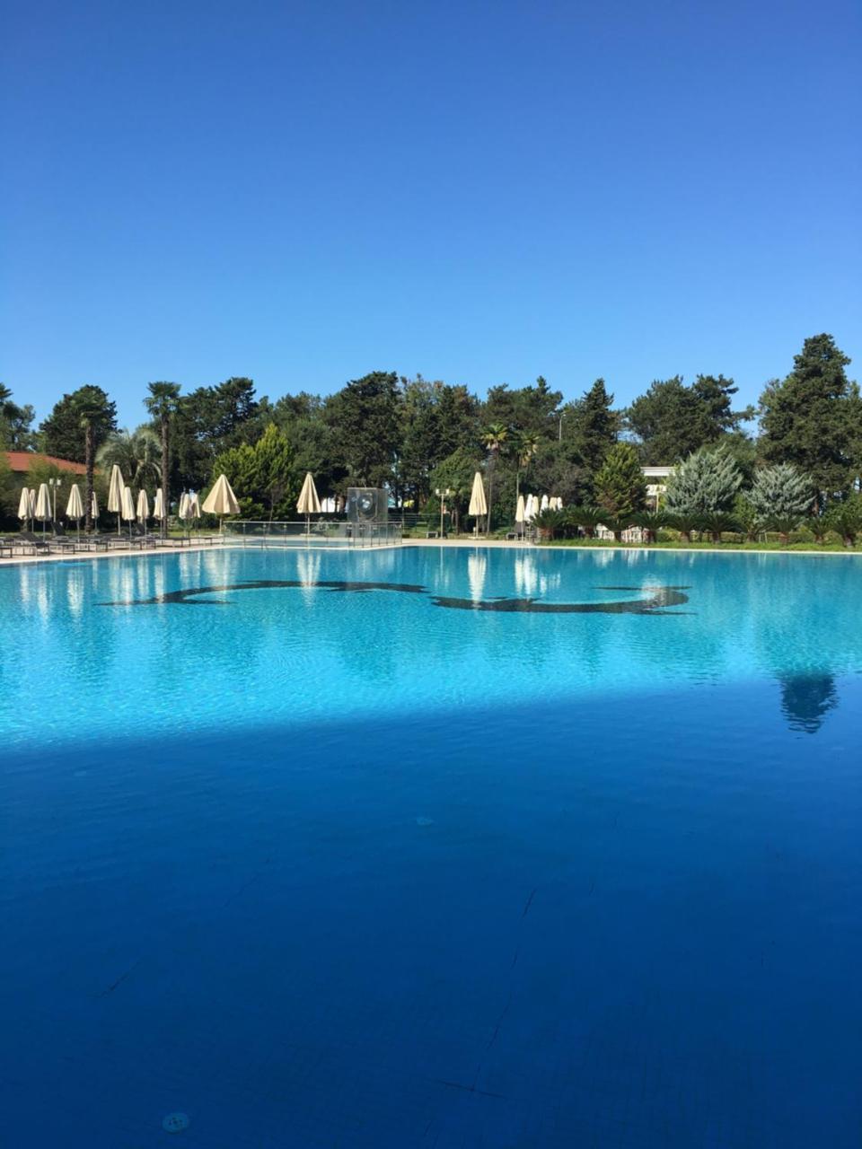 Apartment Sea Avenue Μπατούμι Εξωτερικό φωτογραφία